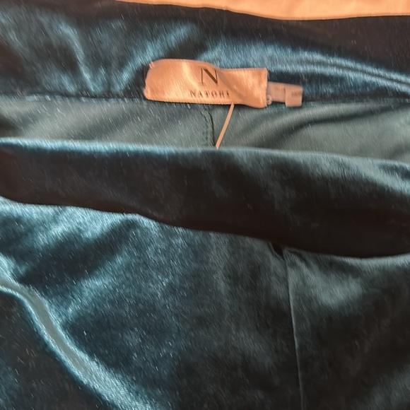 Women’s Natori pants designer collection - Picture 2 of 3